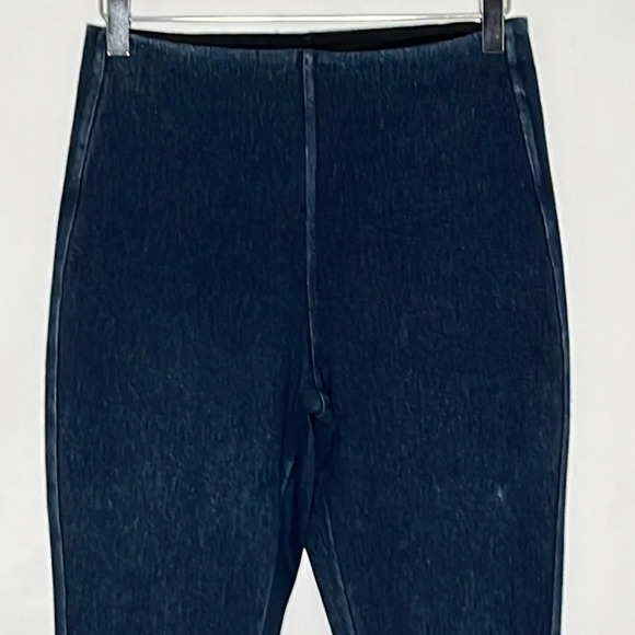 Lysse Knit Denim Cuffed Ankle Zip Cropped Shaping Leggings - Size Medium - Picture 2 of 8